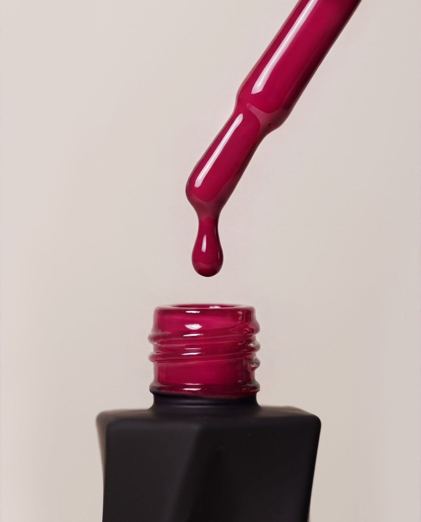 Gel Polish Ruby Red – Evolve – Oja Semipermanenta 10ml