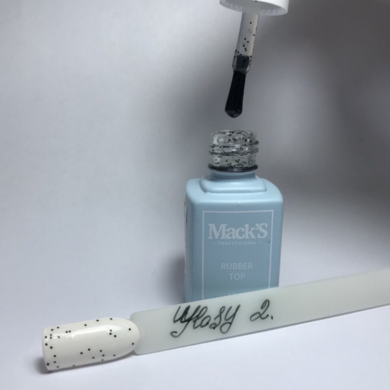Macks Black Flakes Glossy top 2 12ml