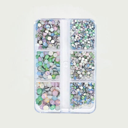 Yas Opal Rhinestones