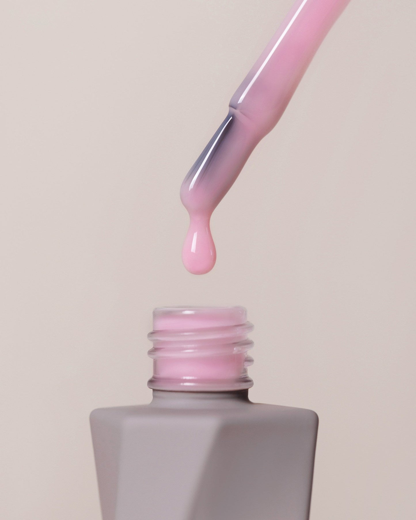 Rubber Cover Base Barbie Pink – Essence – Baza Rubber 10ml