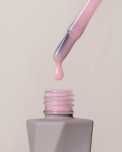 Rubber Cover Base Pink Whisper – Essence – Baza Rubber 10ml