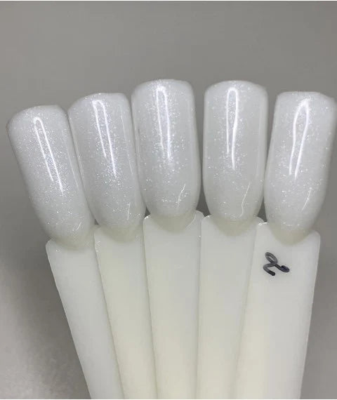 Macks Rubber Base COVER Shimmer White 2