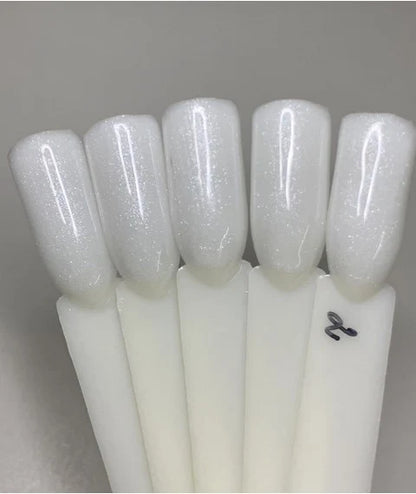 Macks Rubber Base COVER Shimmer White 2